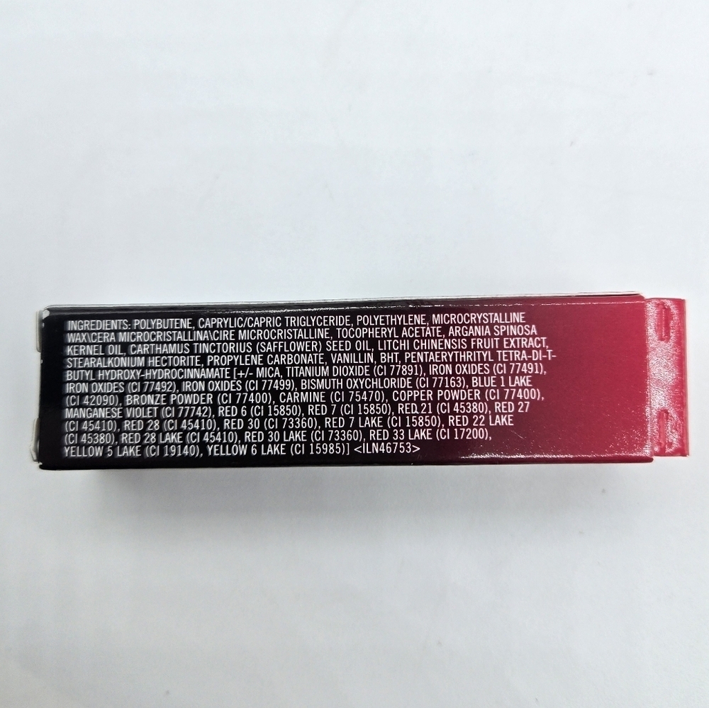 MAC You're So Vain 419 Love Me Lipstick - Picture 8 of 16